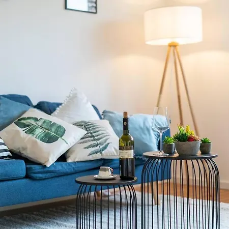 - Og Schone 58m² 2-zimmer City In 아파트
